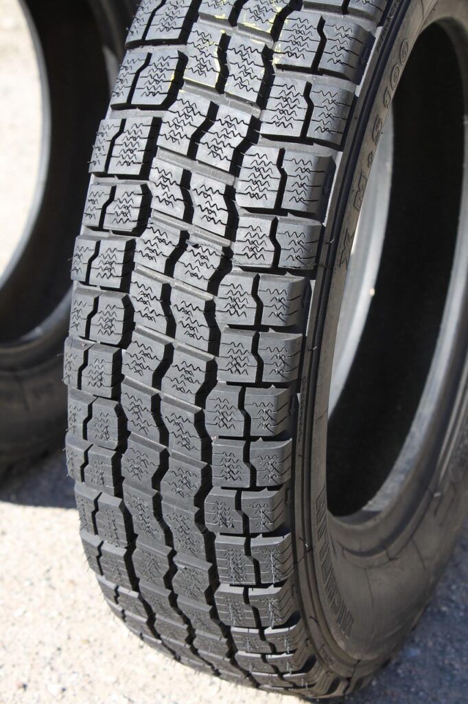 black-88503_1280.jpg