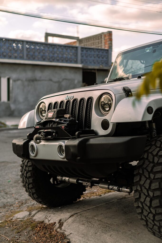 jeep-7853620_1280.jpg